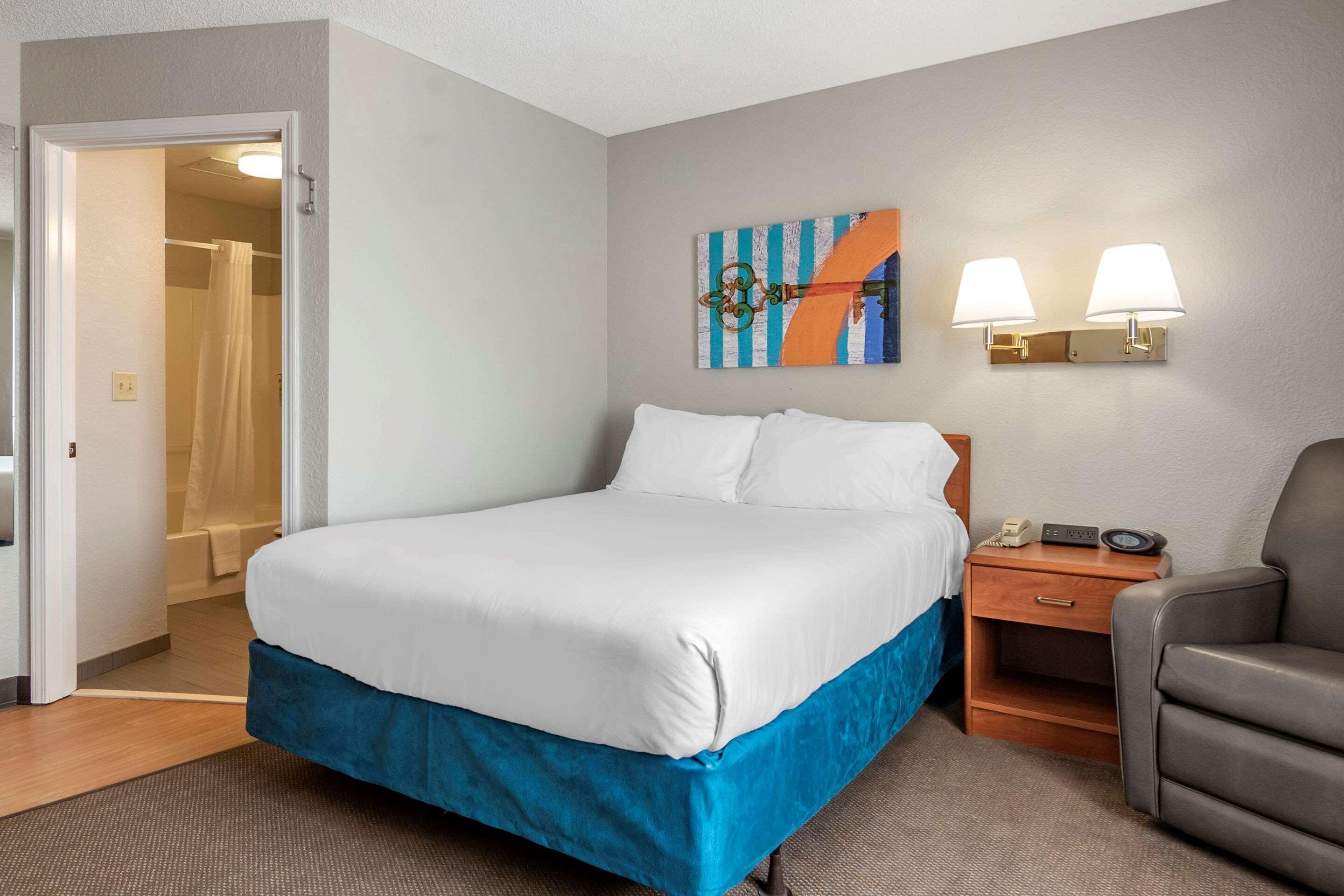 Mainstay Suites Emporia Exterior foto